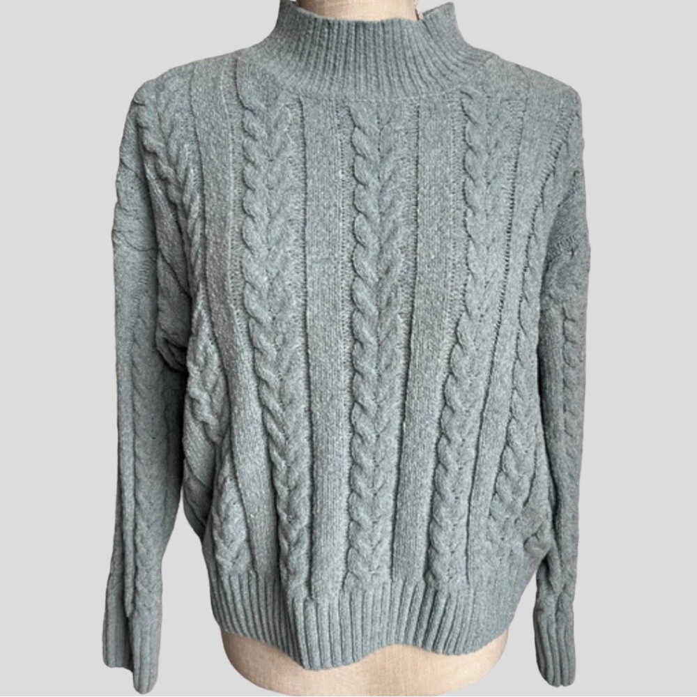 Hippie Rose Blue Sweater Size Medium